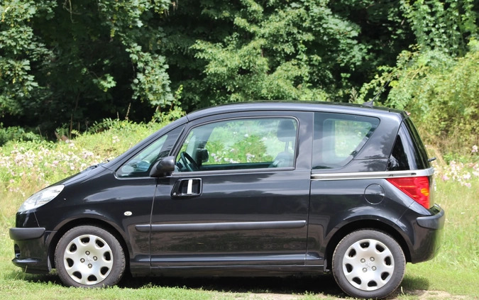 Peugeot 1007 cena 7700 przebieg: 184500, rok produkcji 2008 z Piaski małe 37